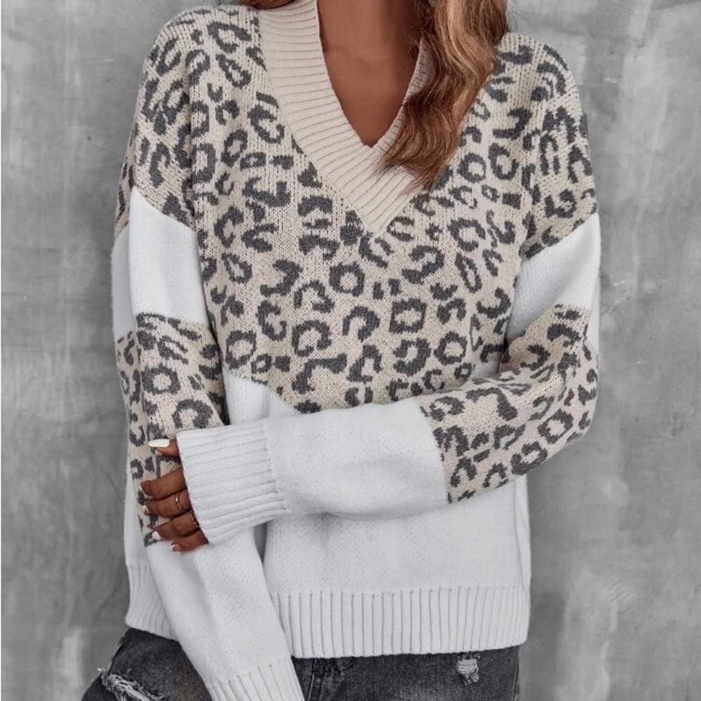 Trendy Sweater - Picture 3 of 7